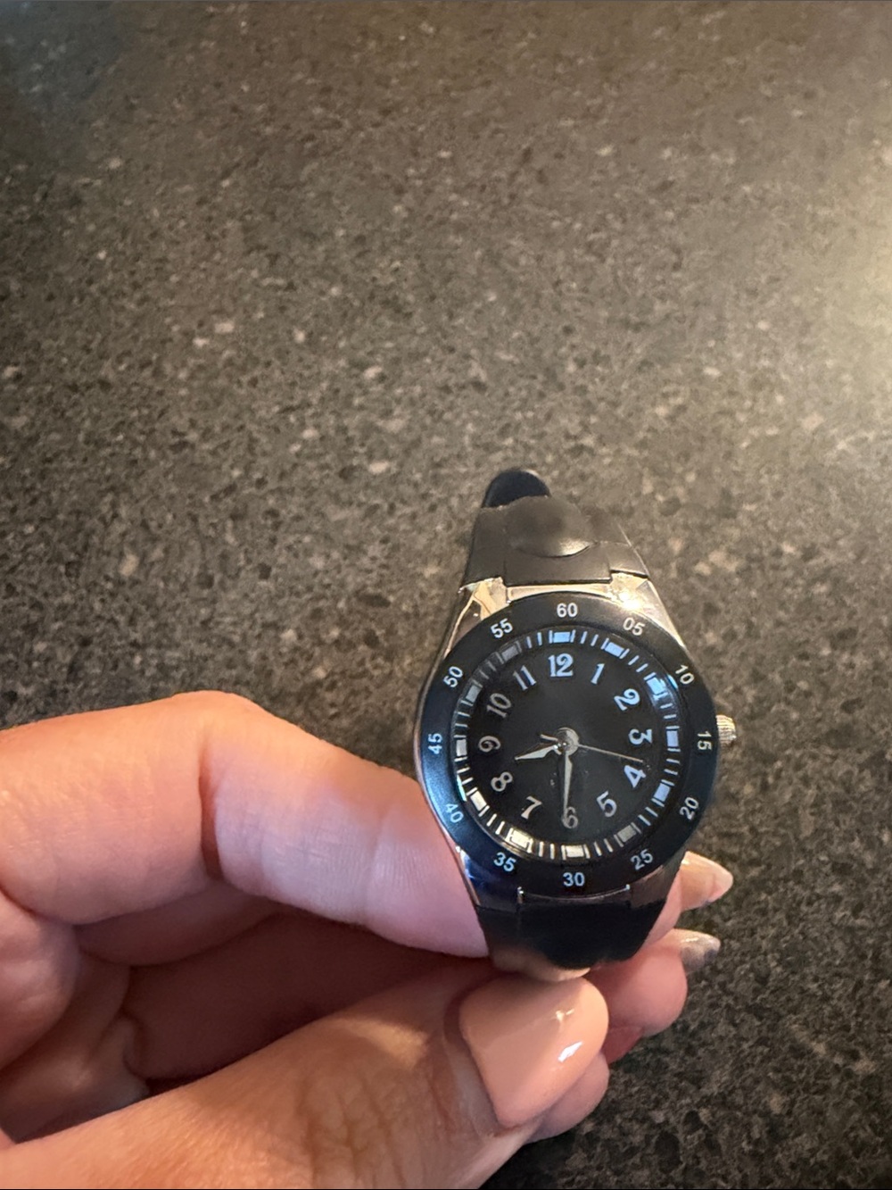 Women’s Black Analog Sport Watch - Classic Design